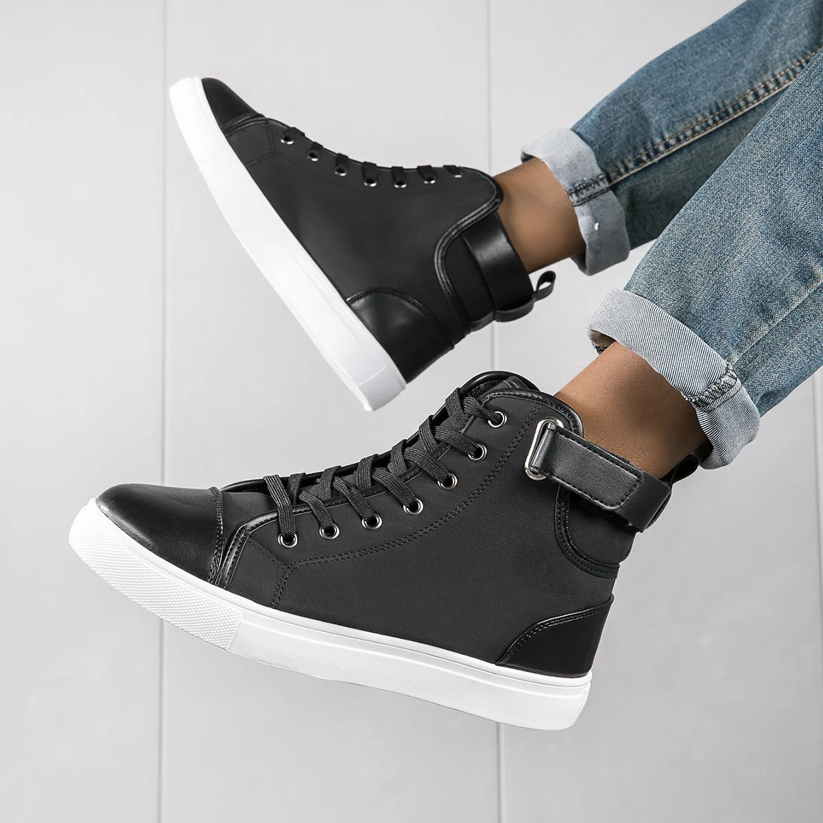 Shop Our Hot Sale Retro Fashion High-Top Sneakers for Men
