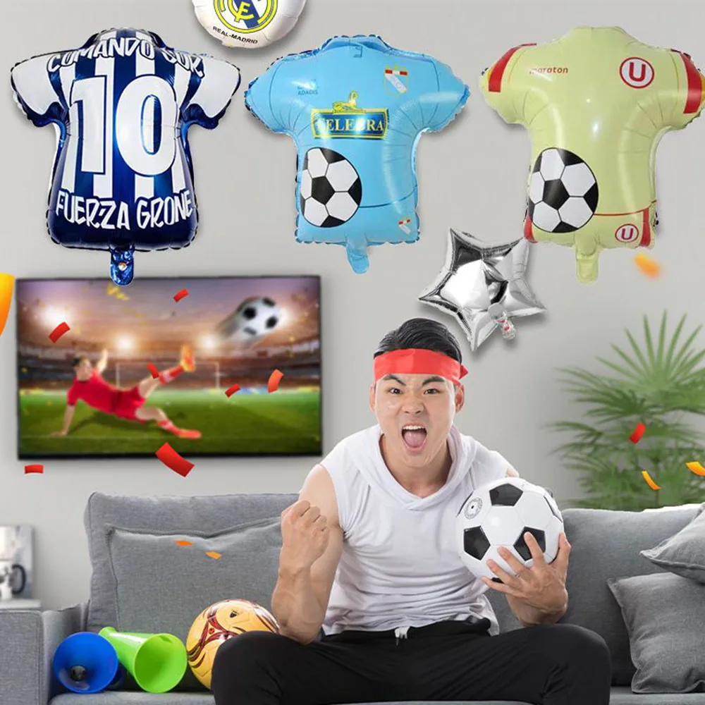 2026 New FootballWorld Football Theme Round Thick Durable Aluminum Foil Balloon for Sports Carnival Party Venue Decoration