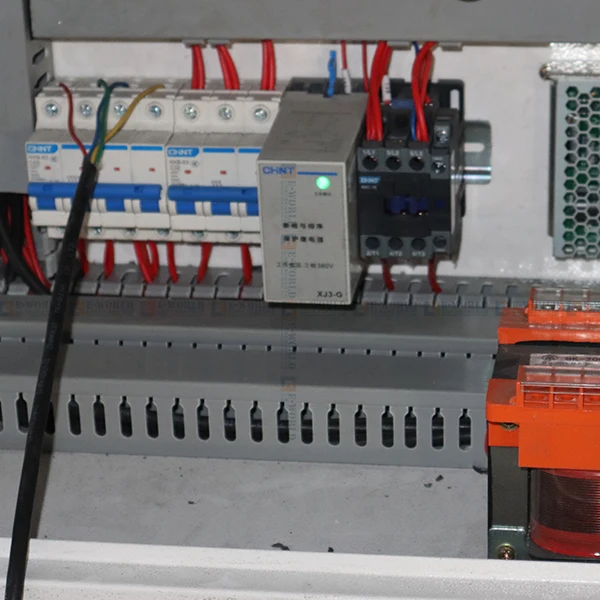 Automatic High Speed CNC Laminating Cutter Table Tempering Lamination Processing Equipment Laminated Glass Cutting Machine