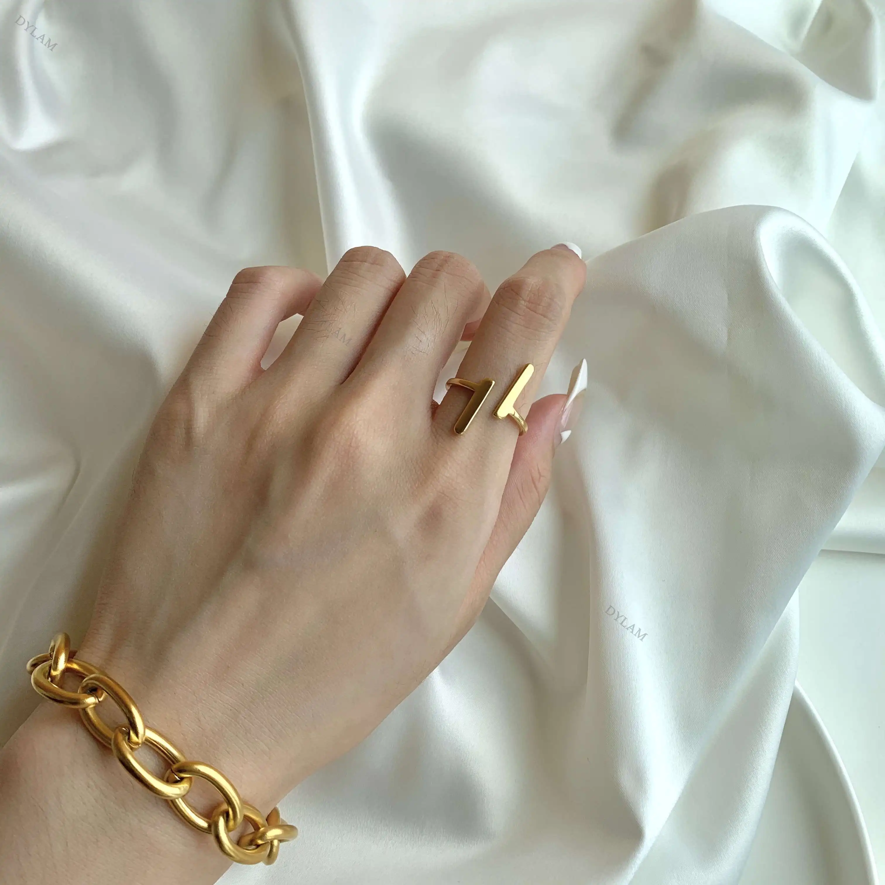 dior chunky gold ring