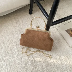 Twinkle Factory Chain Fashion Crossbody Bag 2026 Fashion Embossed Small Bag Evening Clutch with Clasp High-End Handbag