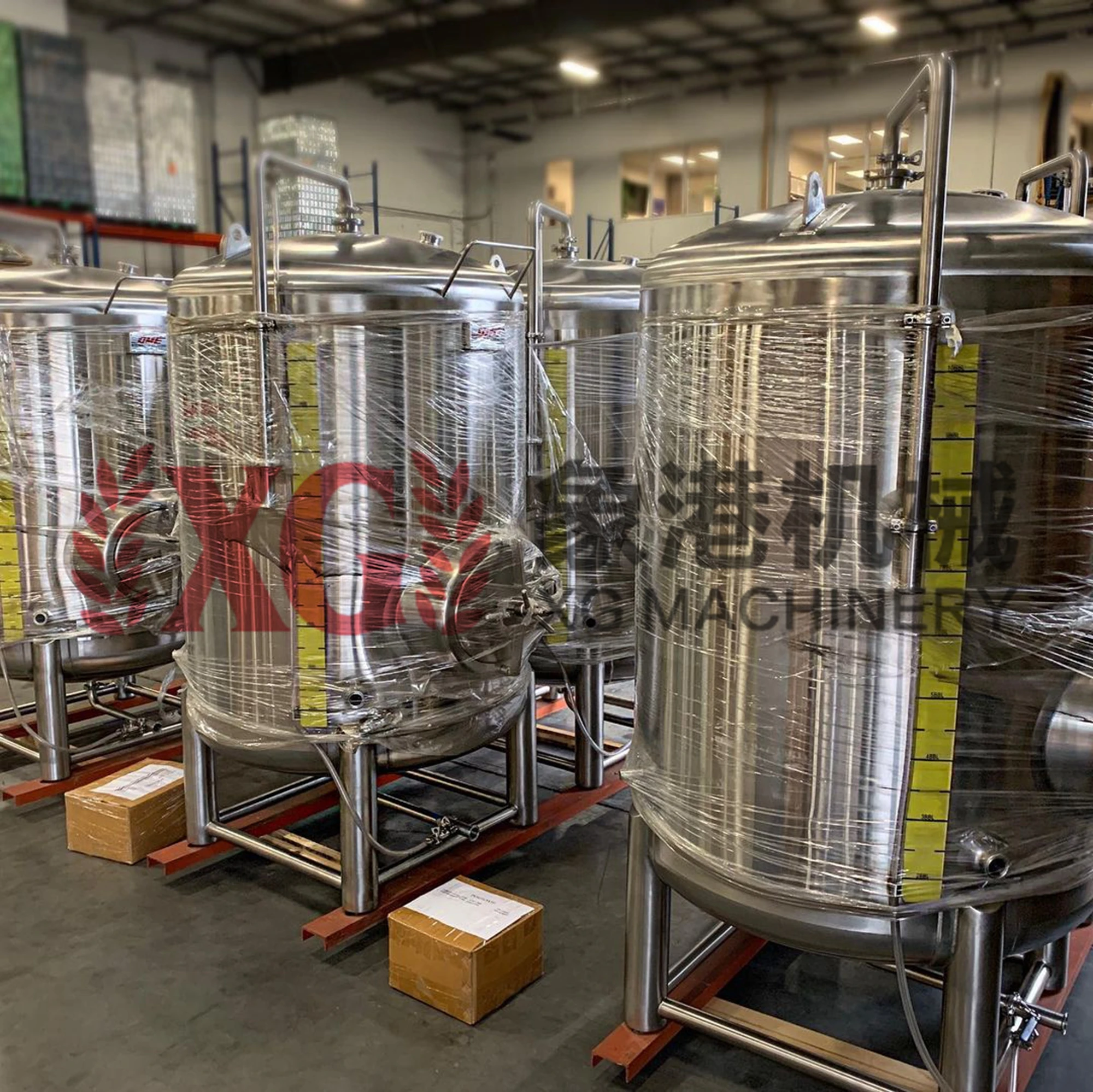 Одностенный горизонтальный Штабелируемый яркий пивной бак 1200L 12HL 10BBL