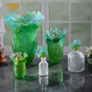 2026 Ramadan New Wholesale Bakhoor Burner Luxury Perfume Bottle Crystal Candy Jar