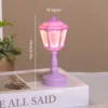 lampe de rue violette
