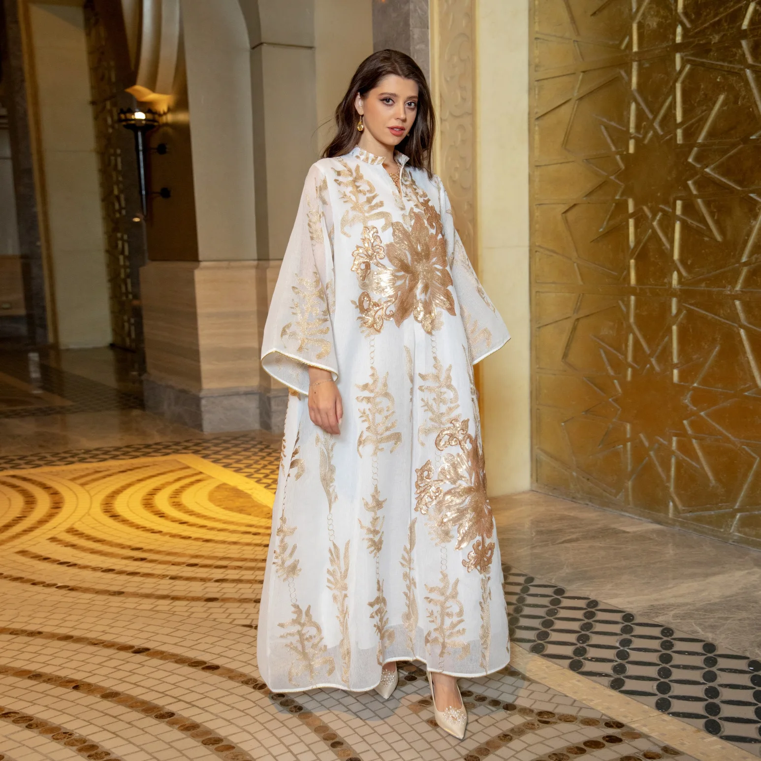 Gold Color Sequin Embroidery Long Sleeve Muslim Women Dress Moroccan Kaftan  Gown Kaftan Girl Party Dresses