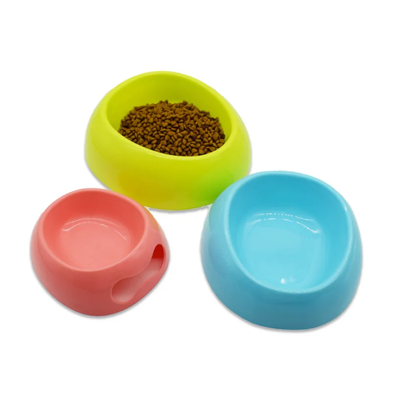 are plastic dog bowls safe