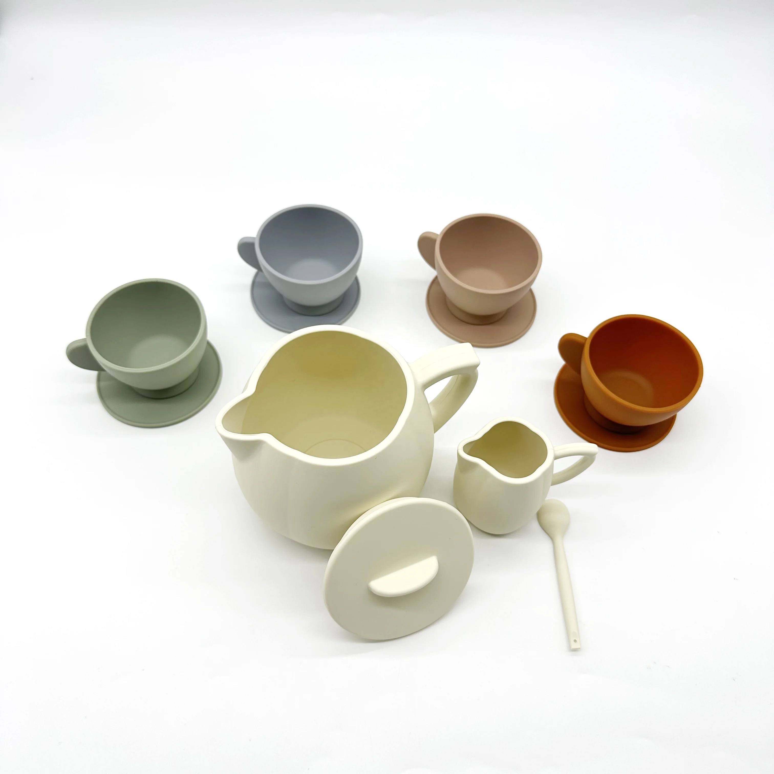 Силиконовый набор из 12 предметов для маленьких