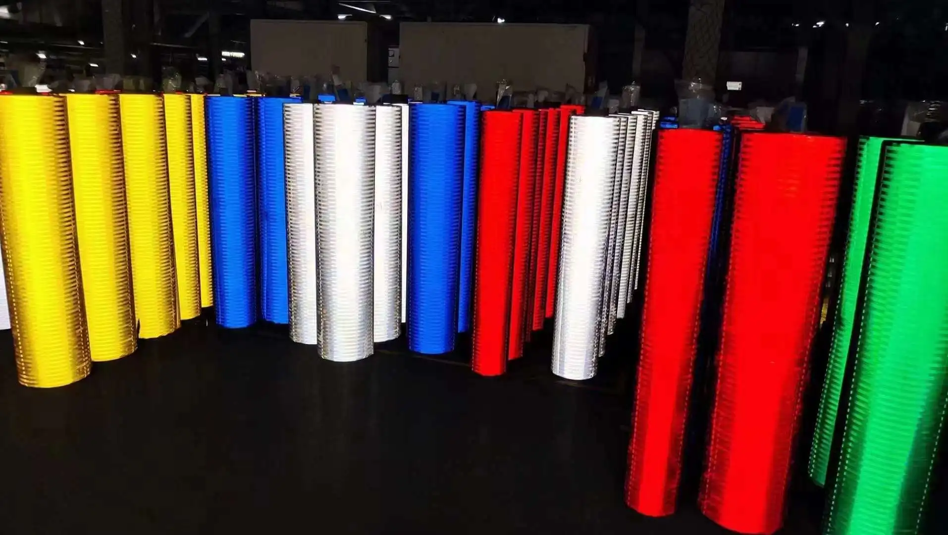 Diamond Grade 3m Pvc Prismatic Hip Reflective Sheeting Rolls For Road