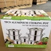 Argent Un ensemble de casseroles en aluminium de 7 pièces