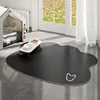 Tapis pour animaux de compagnie en cuir double face - forme de tête de chien minimaliste, gris foncé