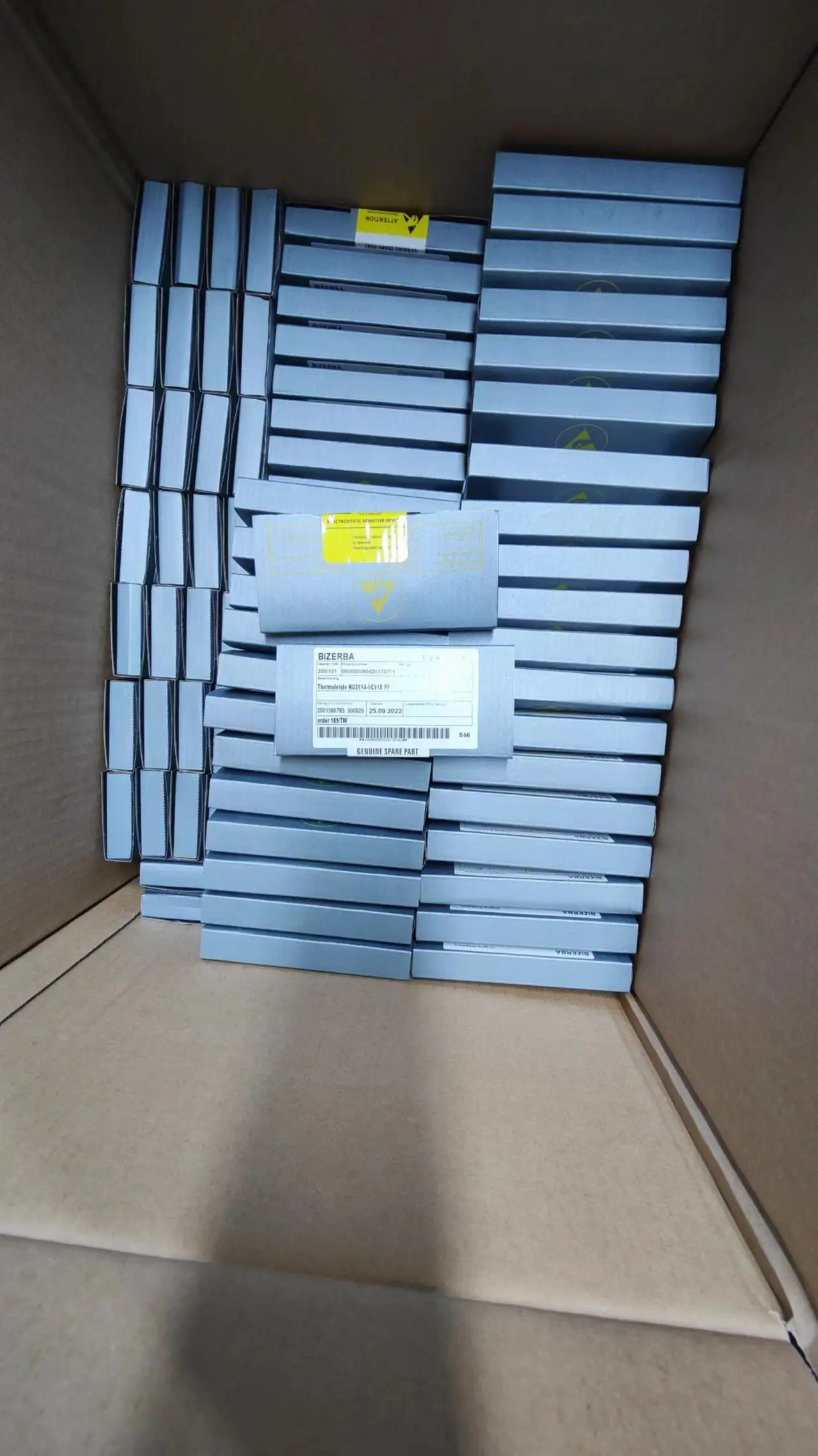 _248657ページ NEW OEM GENUINE Mazda 2017-2024 CX-5 Door Weatherstrip Fastener