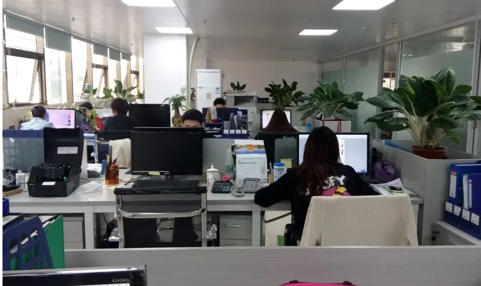 Zhengzhou Einek Handicrafts Co., Ltd. 1