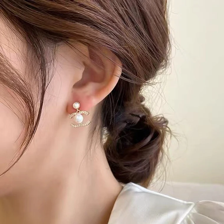 Wholesale Pearl Diamond Letter CC Stud Earrings new style Korean Simple 925  Silver Stud Earrings From m.