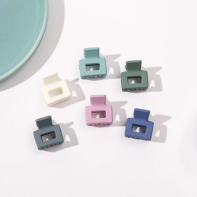 Accept ODM OEM 2cm Cute Girls Hair Clip Claw Frosted Solid Color Hollow Small Shark Clip Matte Mini Square Kids Hair Accessories