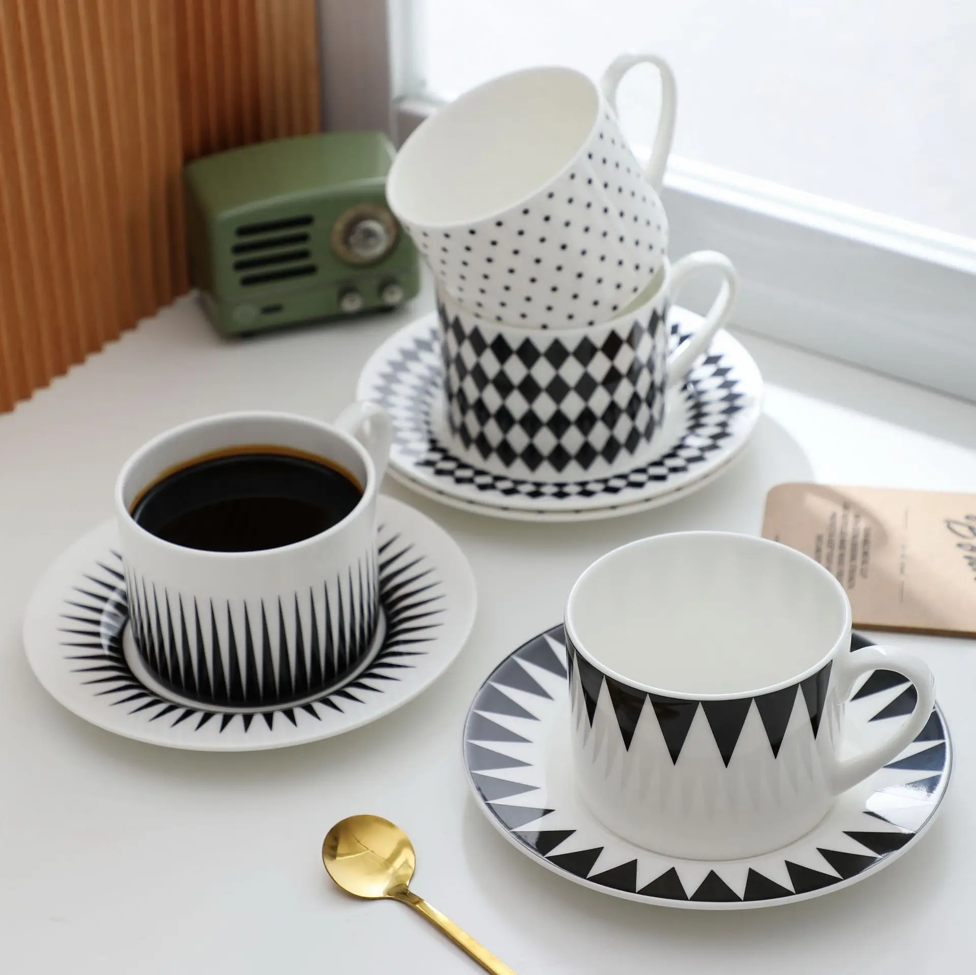American coffee cup and saucer afternoon tea English cup office exquisite  plaid couple cup set turkish coffee cups tea cup