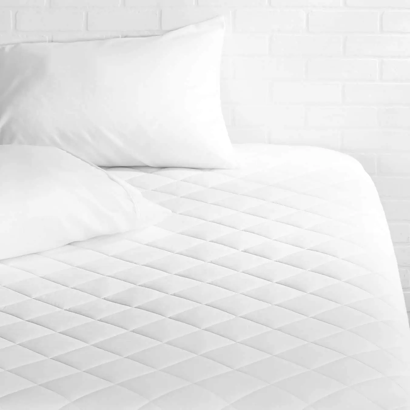 duvet and mattress protector