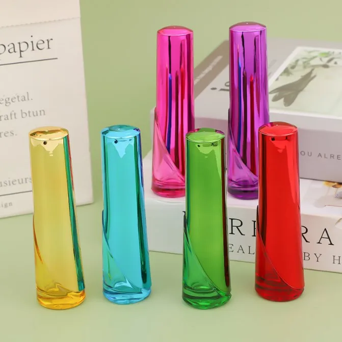 small sample glass perfume bottle 12ML spray small empty bottle portable colorful screw type glass bottle supplier