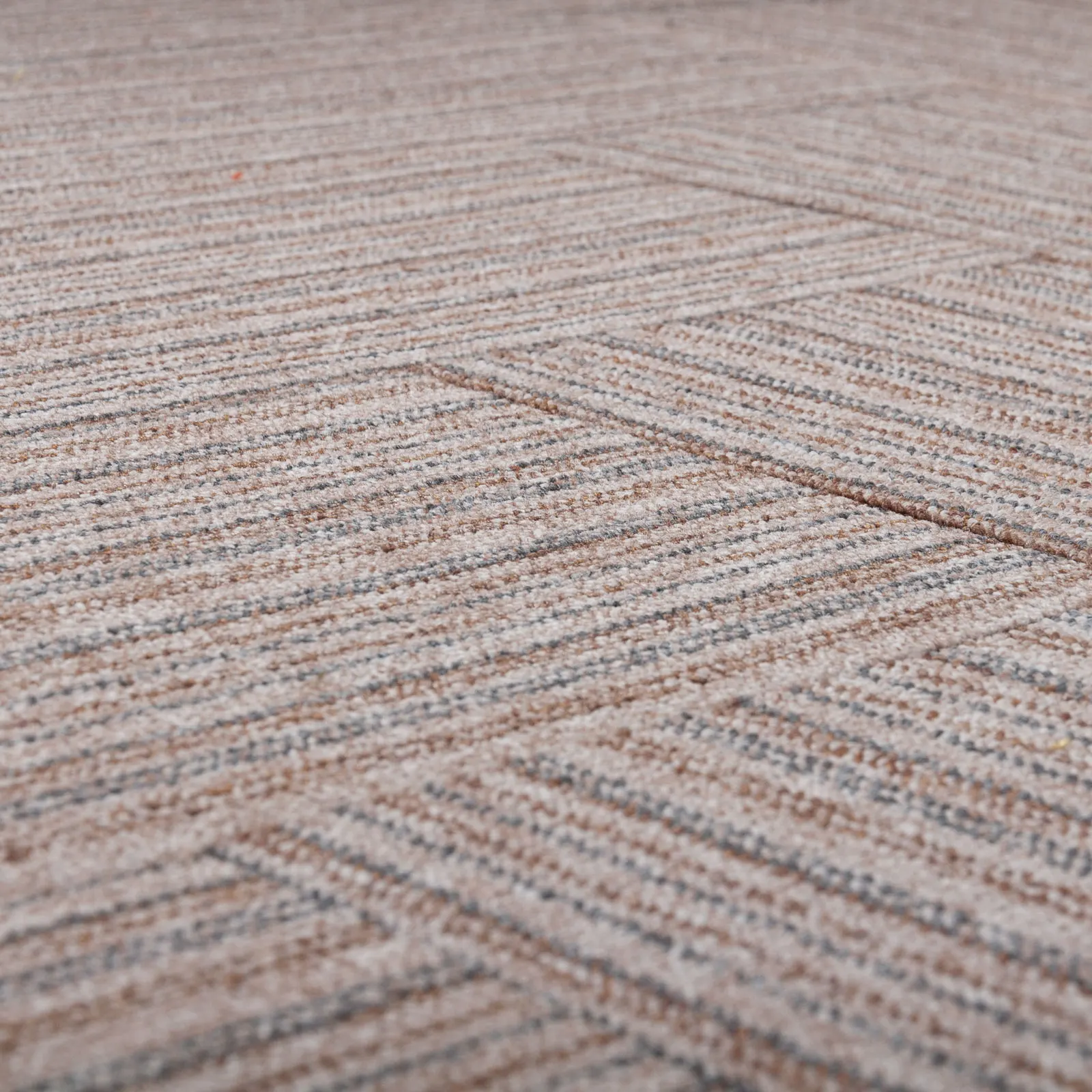 Premium Quality Rectangular Loop Pile Carpet Tiles With Stripes In Gray