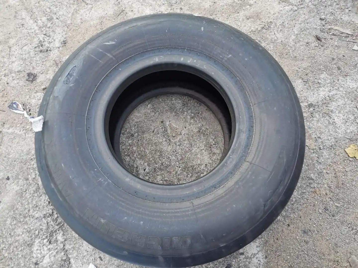 Secondhand Aircraft Tyres As Rubber Fender Used By Ships Moored At