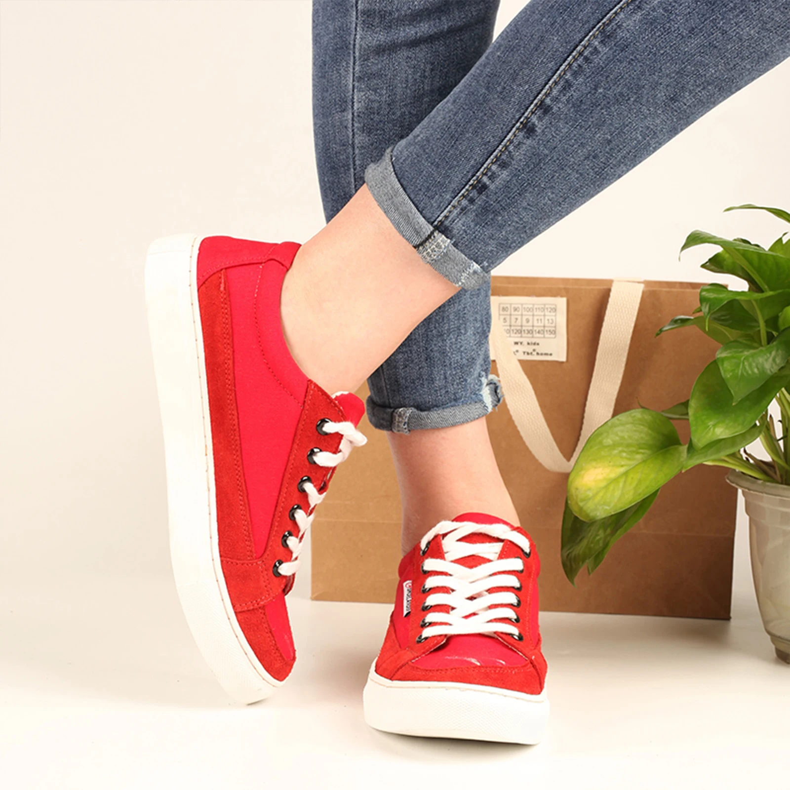 CUSHIONAIRE Women's Vance High Top Canvas Sneakers With Memory Foam – Red Zipper, Size 9.5