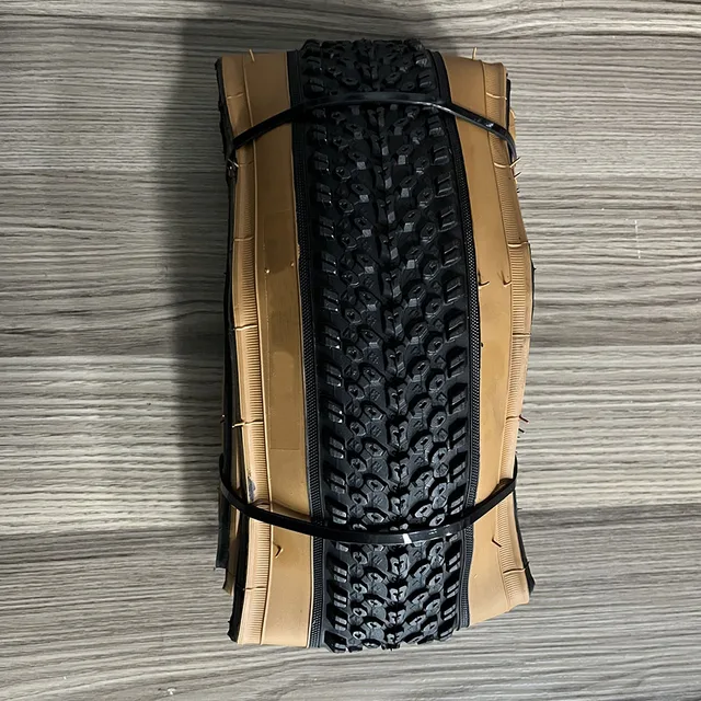 Foldable 20x2.50 20x4.0 26x2.10 24x1.95 22x2.125 E-Bike Fat Bike Road Bike Gravel Bike MTB Tire Durable Rubber Material