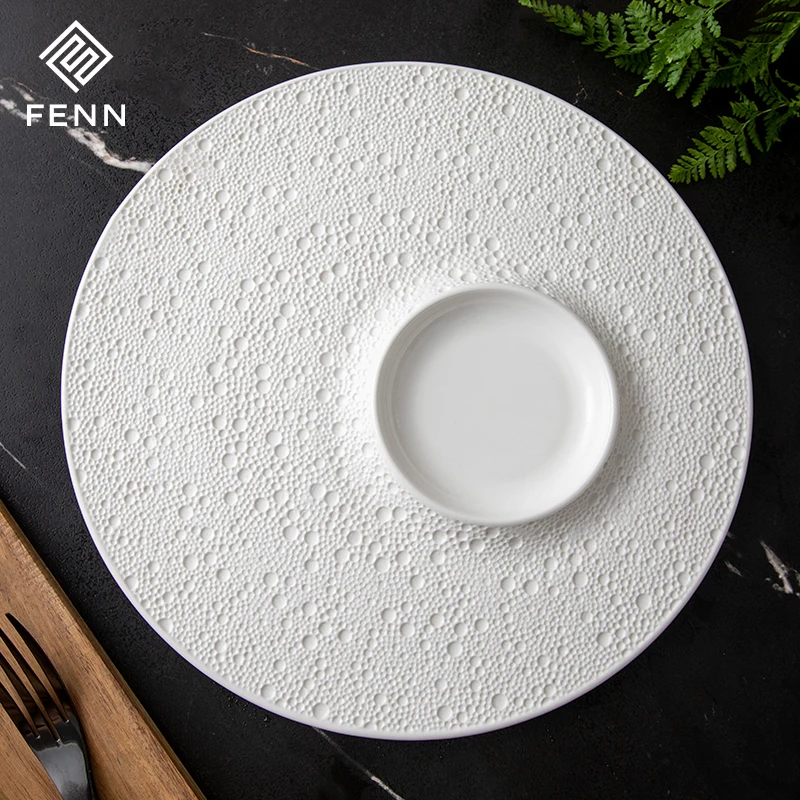 Unique Engraving Design Whole Sale Dinner Plates Dinnerware Hotel Restaurant White Glaze Salad Dessert Appetizer Plate