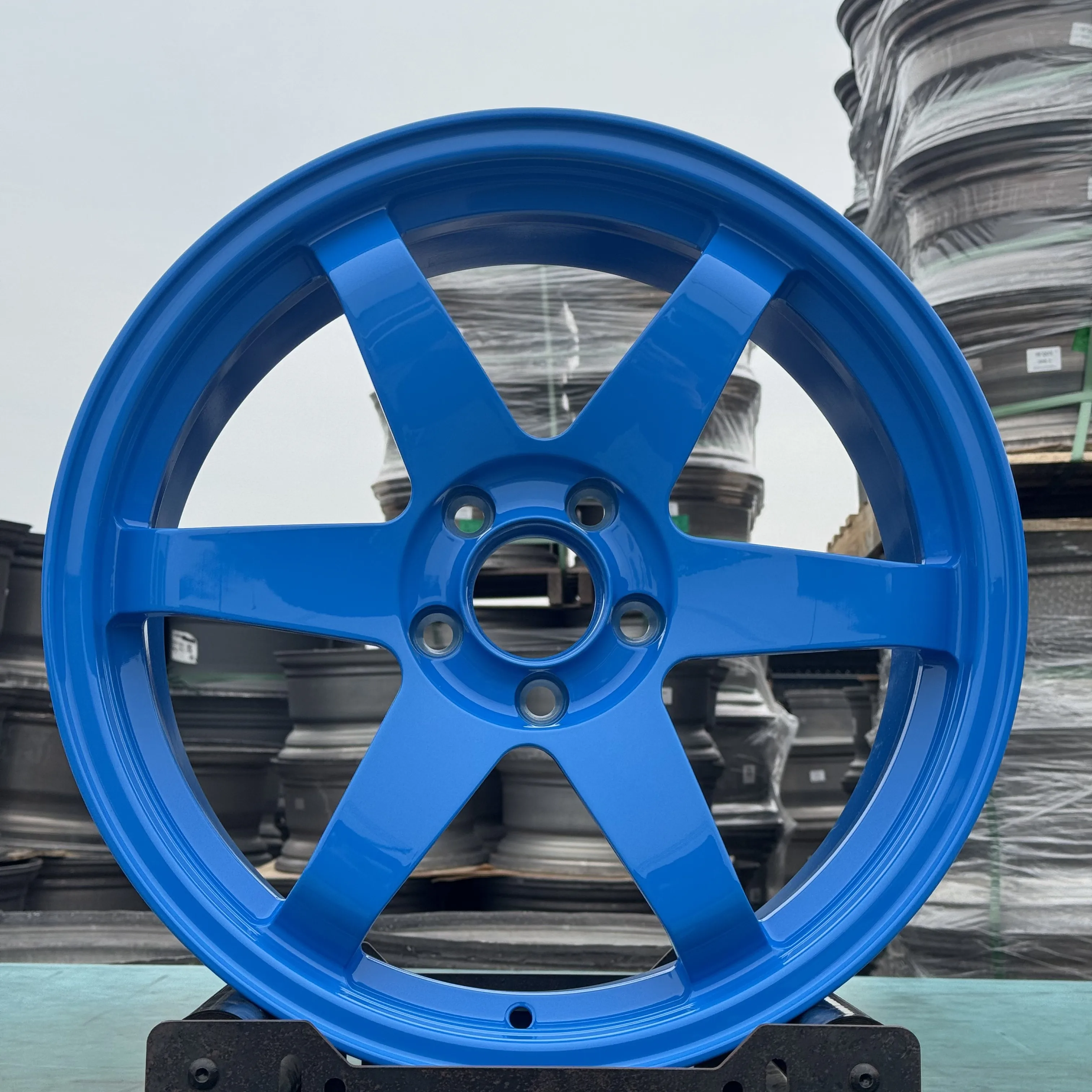 18 Inch Forged Wheels Lightweight Performance Racing Deep Dish 30MM ET Alloy Rims Blue