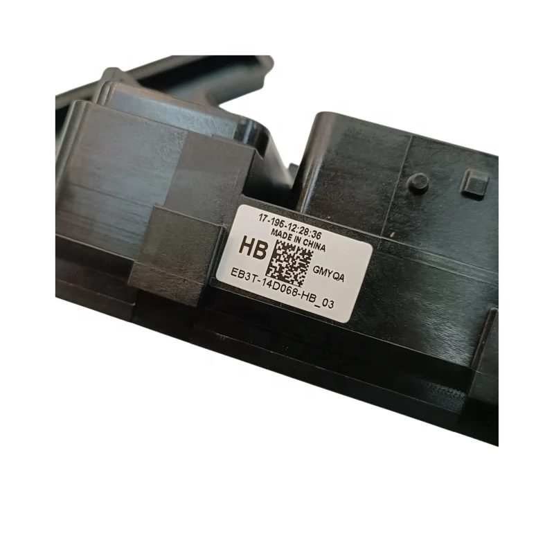 Auto Engine Fuse JuncitonPanel Box Assy for for d Ranger T6 MK3 2.2L 3.2L