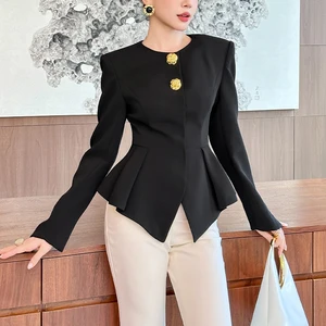 ZYHT 35226 Women's Elegant Black Blouse with Gold Floral Buttons Structured Shoulders Slim Women's Blouse Casual Fashion