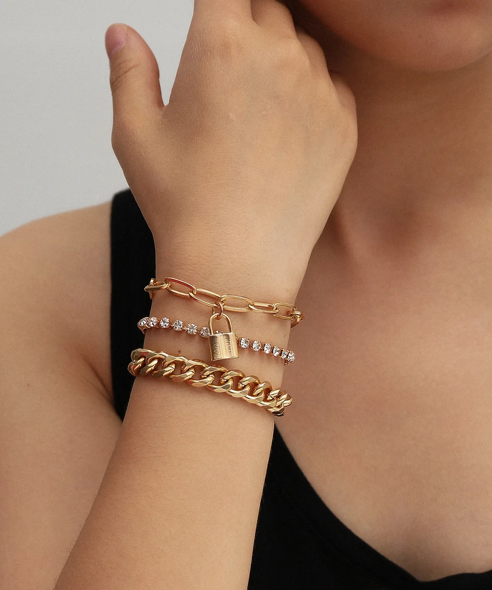 Wholesale Fashion gold chain locket bracelet set for women wholesale  NX207302 From m.
