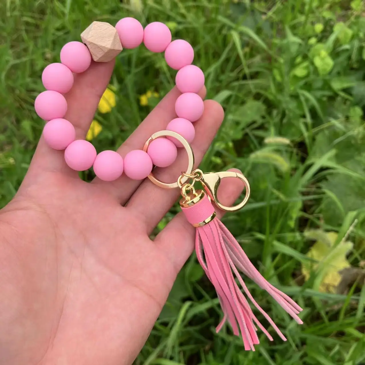 Silicone Bead Keychain Wristlet With Pu Tassel For Woman Silicone
