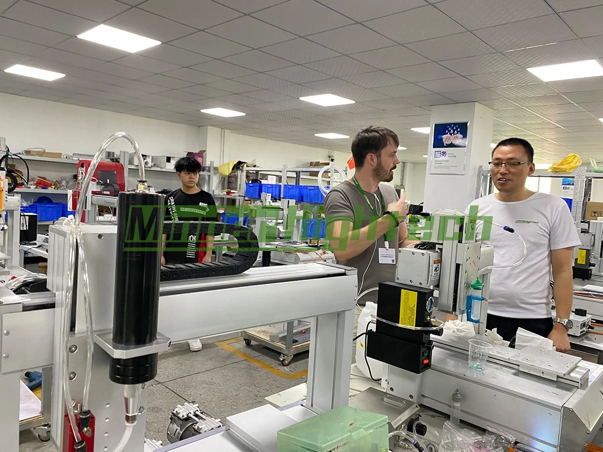 MD-DH-T6611 Automatic Hot Melt Glue Dispensing Robot