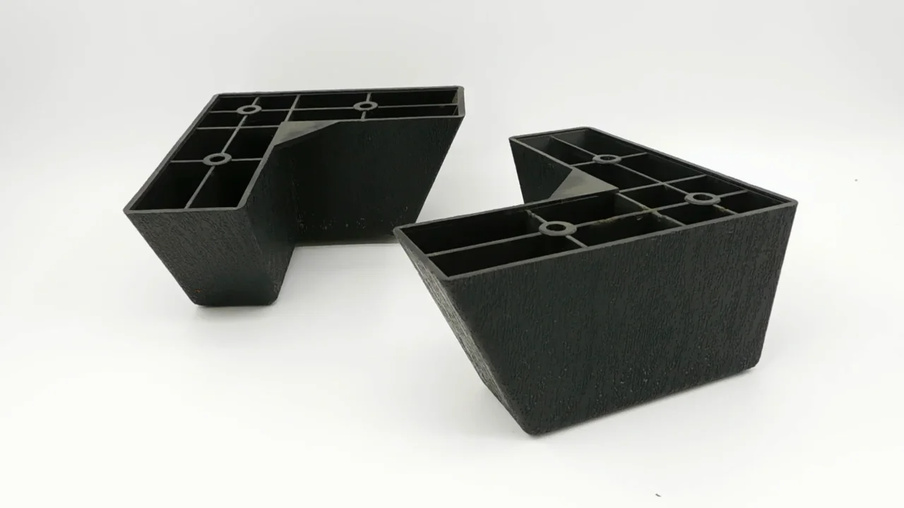 Chinese Manufacture L Shape Plastic Furniture Leg Sofa Feet Furniture