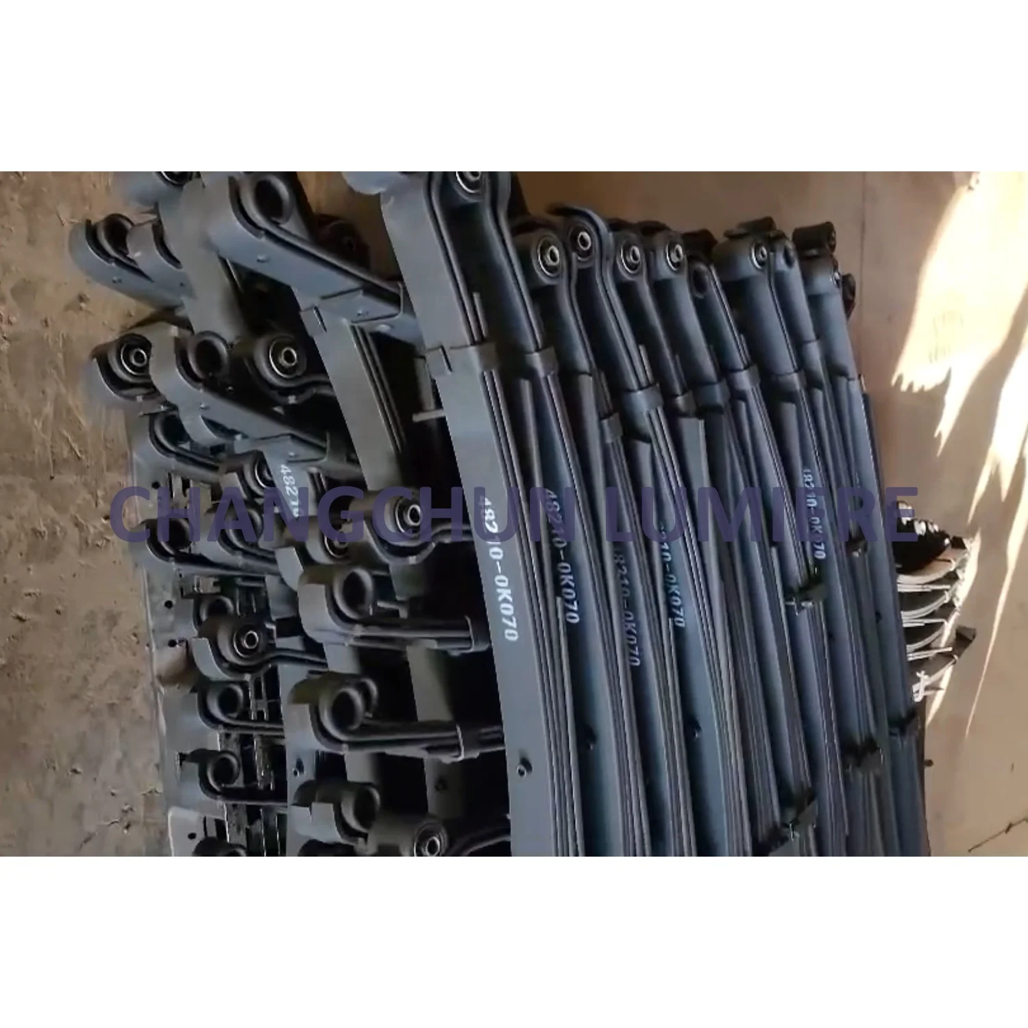 Rear-Suspension-Leaf-Spring-