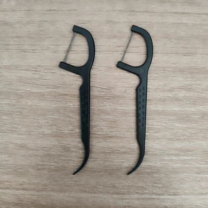 Daily Care Oral Teeth Clean 750D Black Bamboo Charcoal Dental Floss Mint 30picks Per Bag Dental Floss Pick