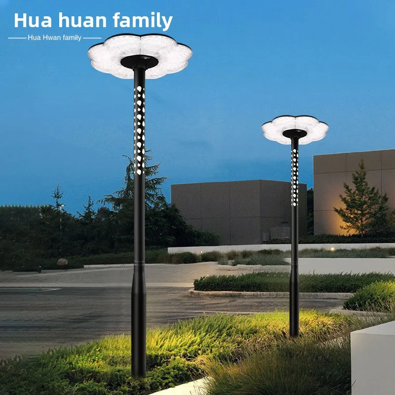 Solar IP65 Rated Street Light Outdoor Home Garden Villa Landscape High Pole Light XYD800 Model 2026 New