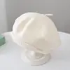 Milky white [plain wool beret]