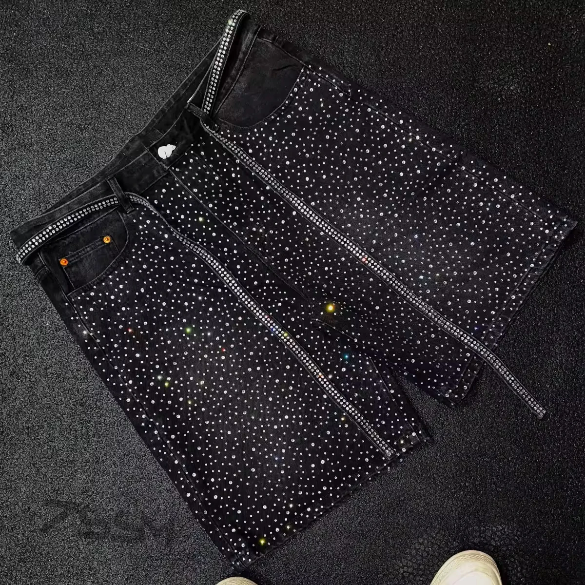 Best-Selling Custom Wholesale Y2K Men's High Baggy Oversized Denim Jorts Shiny Rhinestone Washed Stylish Streetwear Jorts Men gallery 3