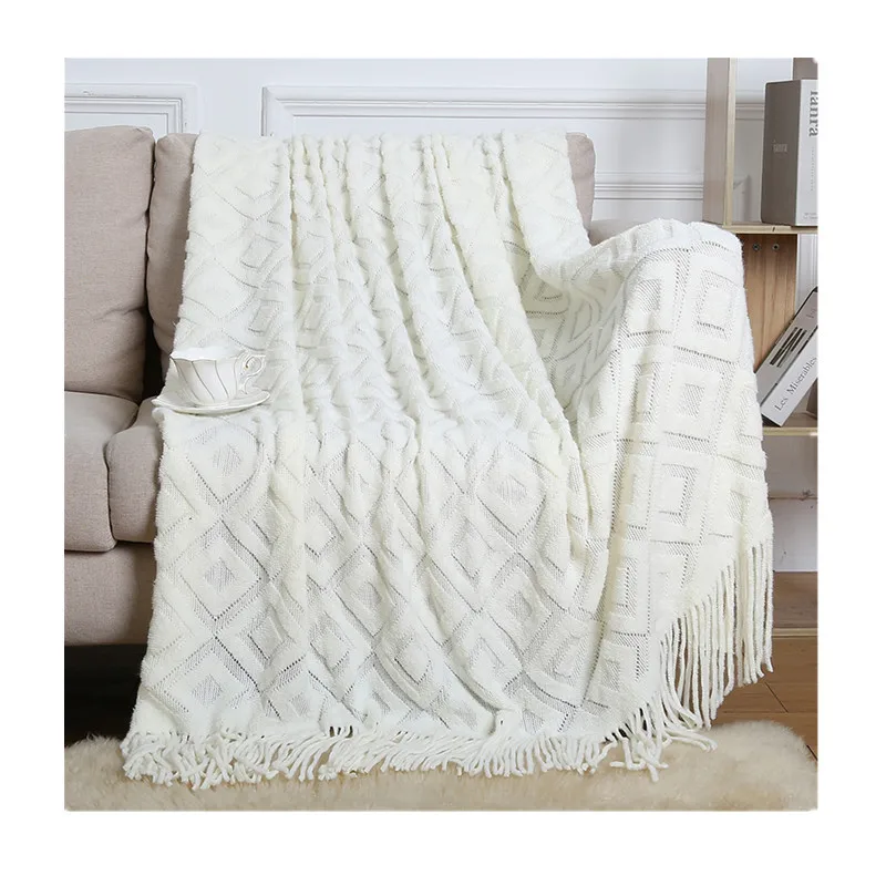 Factory Low Price Acrylic Knitted Rectangular Blanket Solid Jacquard Decorative for Bed Sofa Festive Style