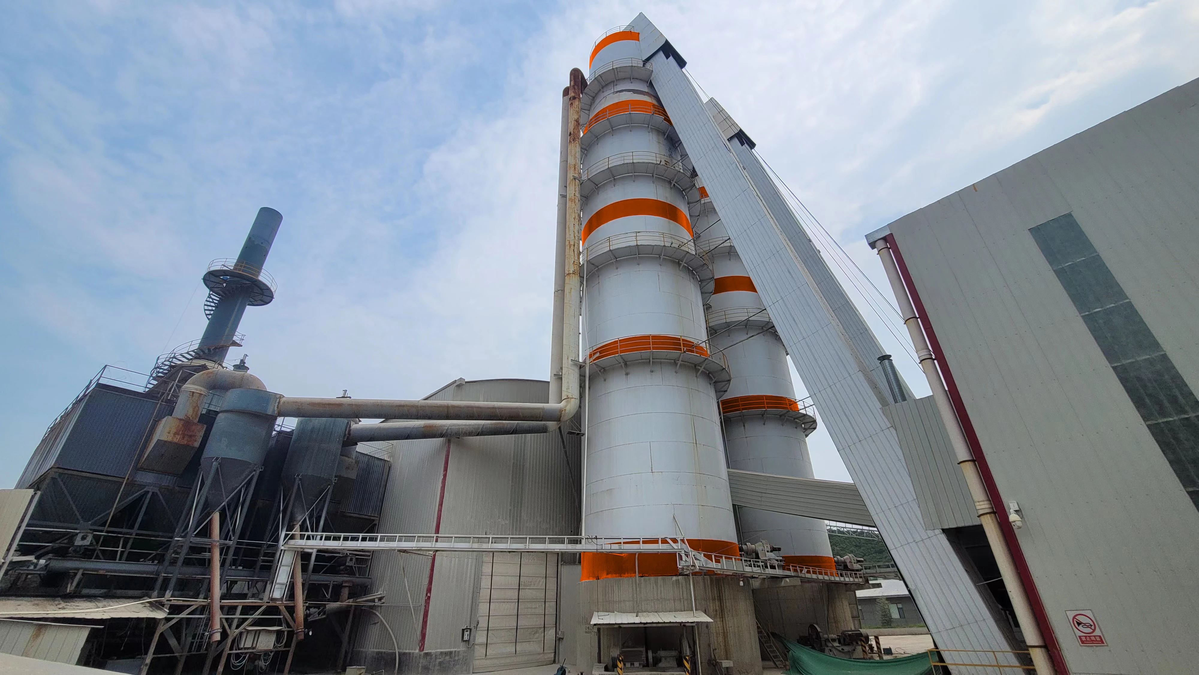 Cement Clinker Lime Production Line Rotary Vertical Cement Kiln Dust
