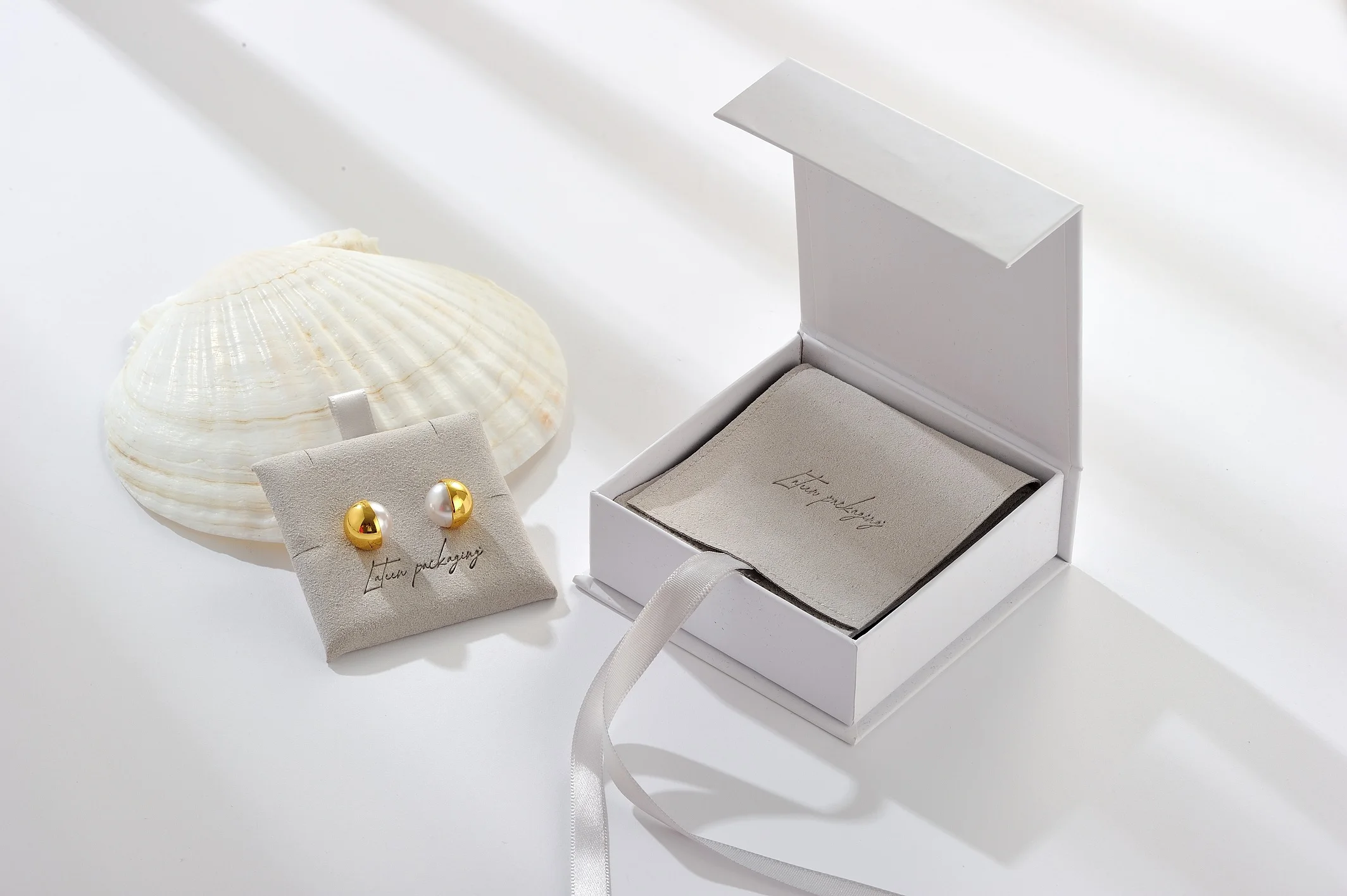 Luxury Custom Logo Foldable Jewelry Box Packaging Jewelry