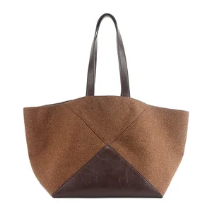 2026 Autumn and Winter Fashion Geometry Bag Women's Large Capacity New Leather Spliced Plush Large Tote Bag Fashion