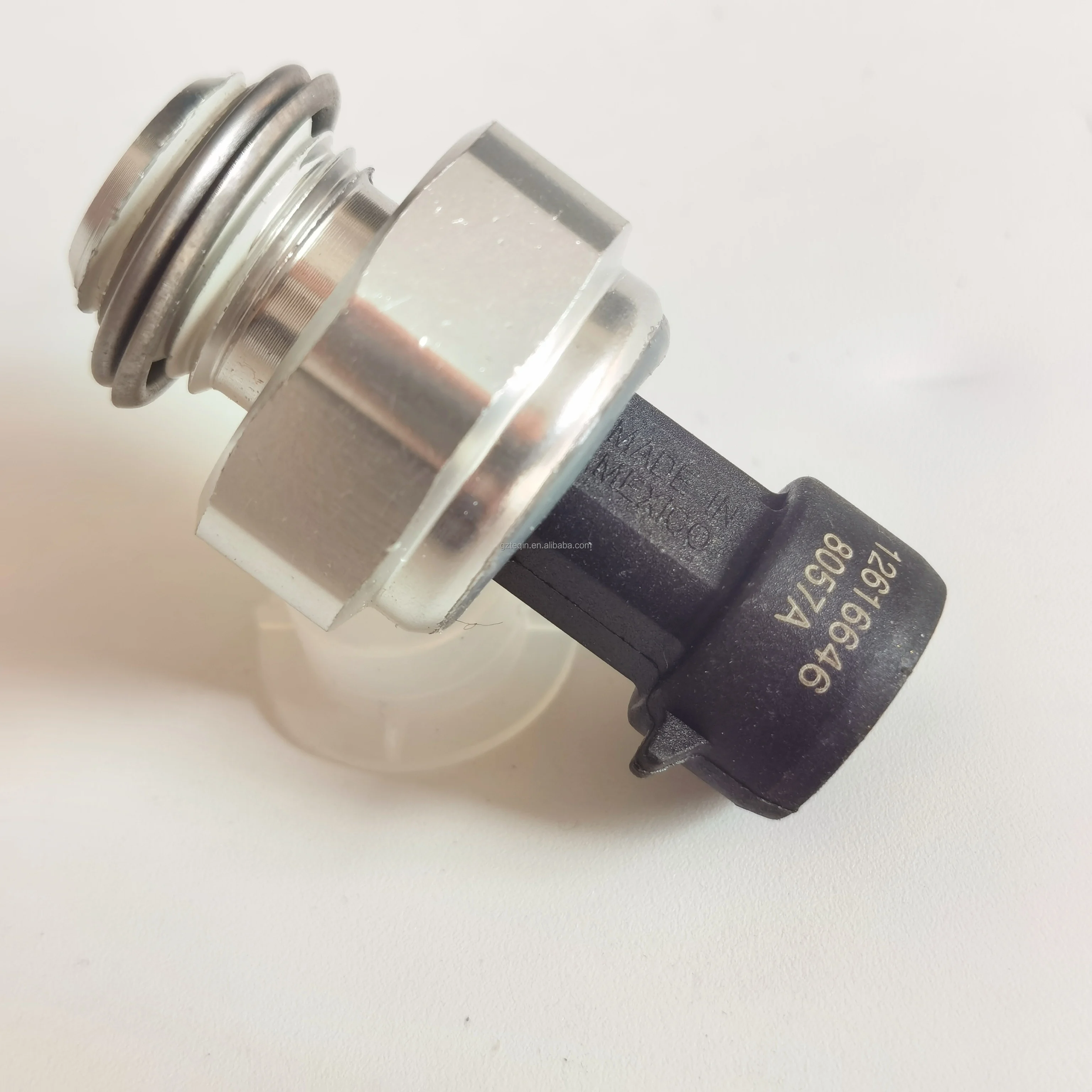 Oil Pressure Sensor 12616646 D1846a 12559780 12562230 12569323 12573107