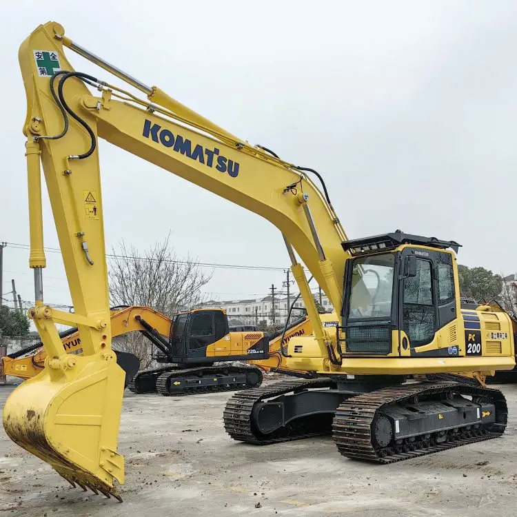107KW Used Wheel Excavator 20ton Komatsu PC200-8 Excavator Good Condition