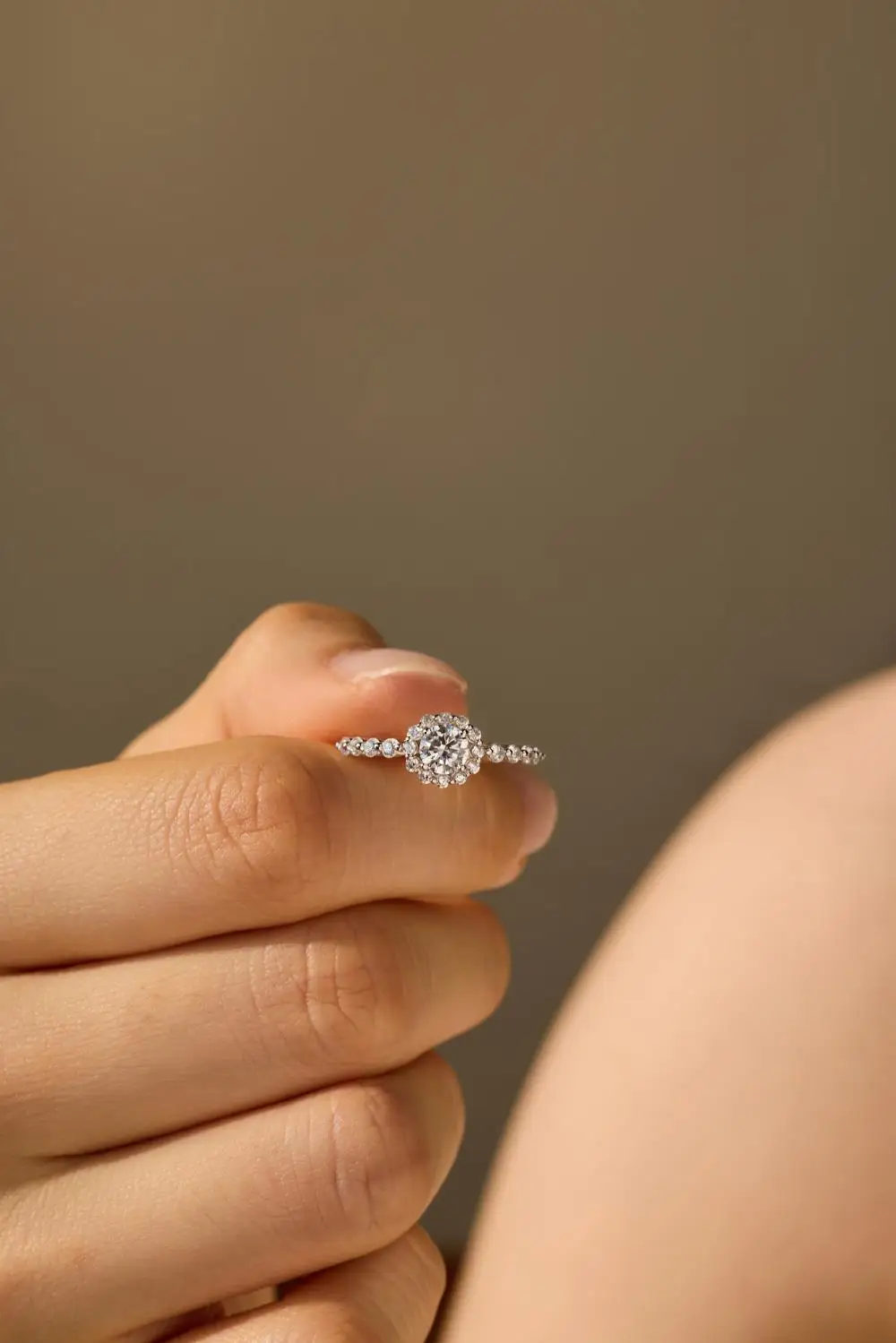 KAKODIY Zircon Large Stone 925 Sterling Silver Round Boutique Jewelry for Women Ring Wedding Ring detail 9