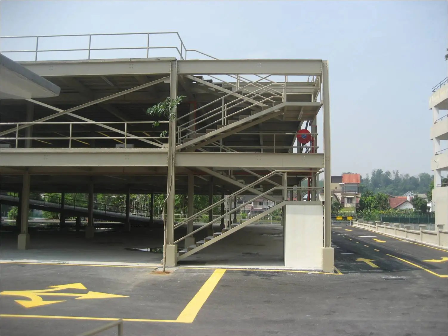 3 Floors Prefabricated Shed Steel Structure for Car Parking Lot