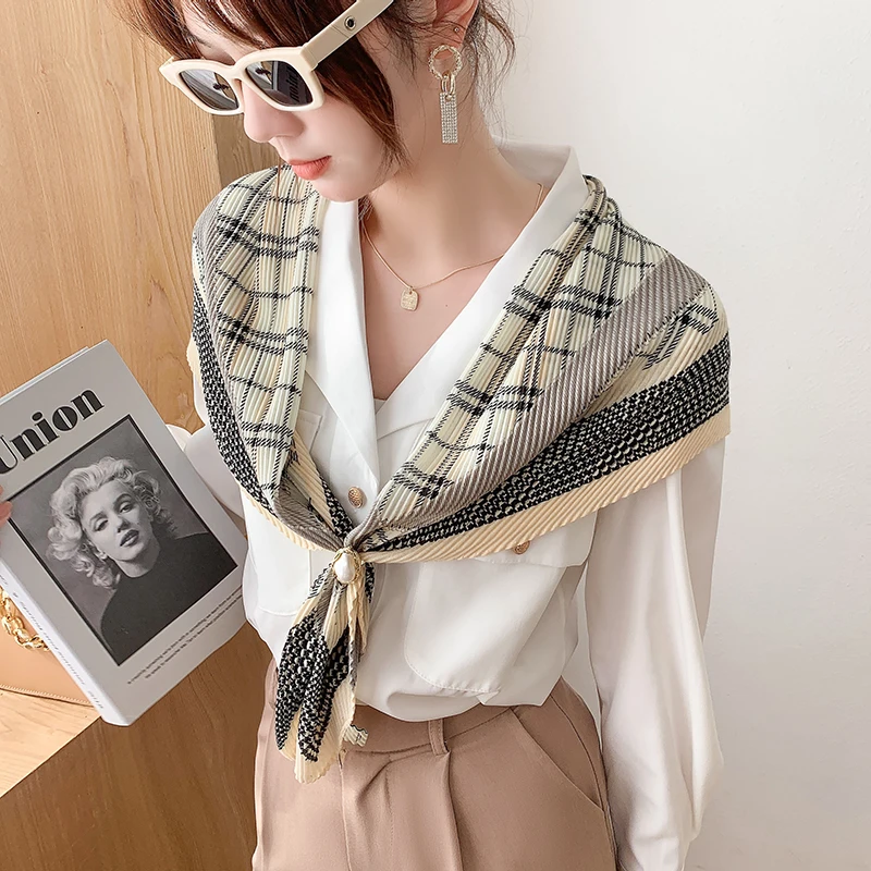 pleated printed shawl