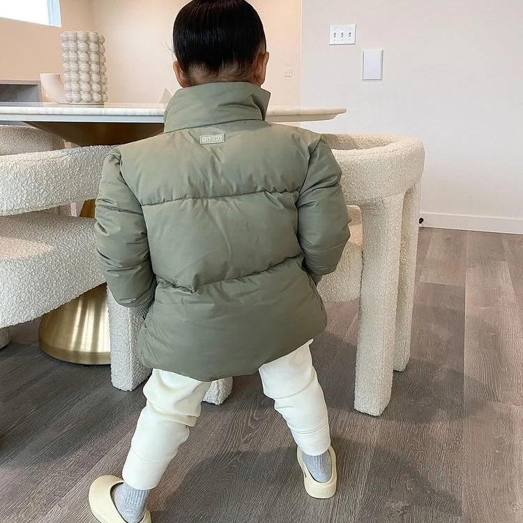 Легкие зимние куртки-пуховики ветровка стеганая куртка для детей