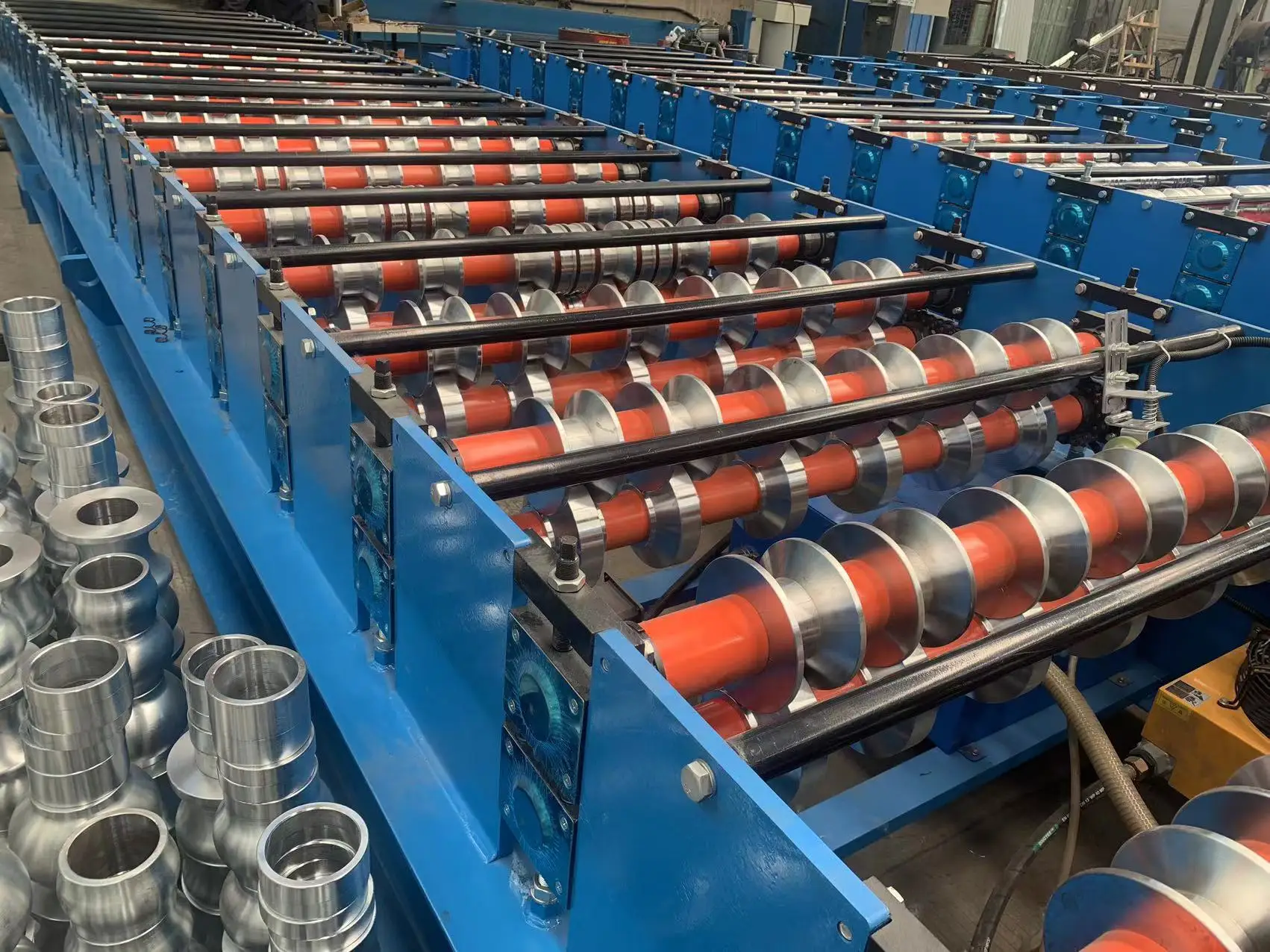 Building Use Customizable Trapezoidal Tile Metal Roofing Sheet Roll Forming Machine Wall Panel Machinery Price Production Line