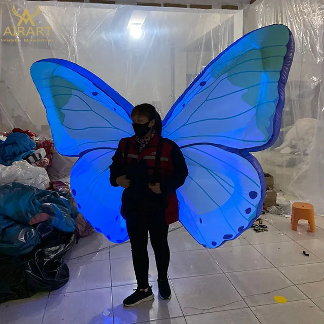 Alas de mariposa azul y naranja Alas de mariposa azul y naranja
